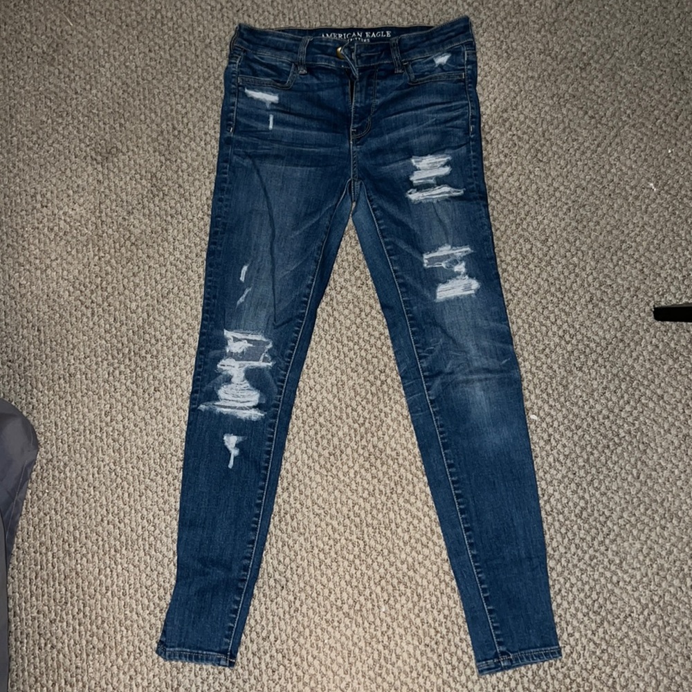 American Eagle Outfitters Ripped Skinny Jeans